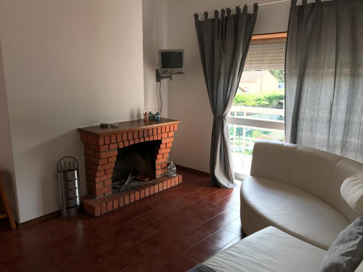 Europa Apart Bed & Breakfast Castanheira de Pera Ngoại thất bức ảnh